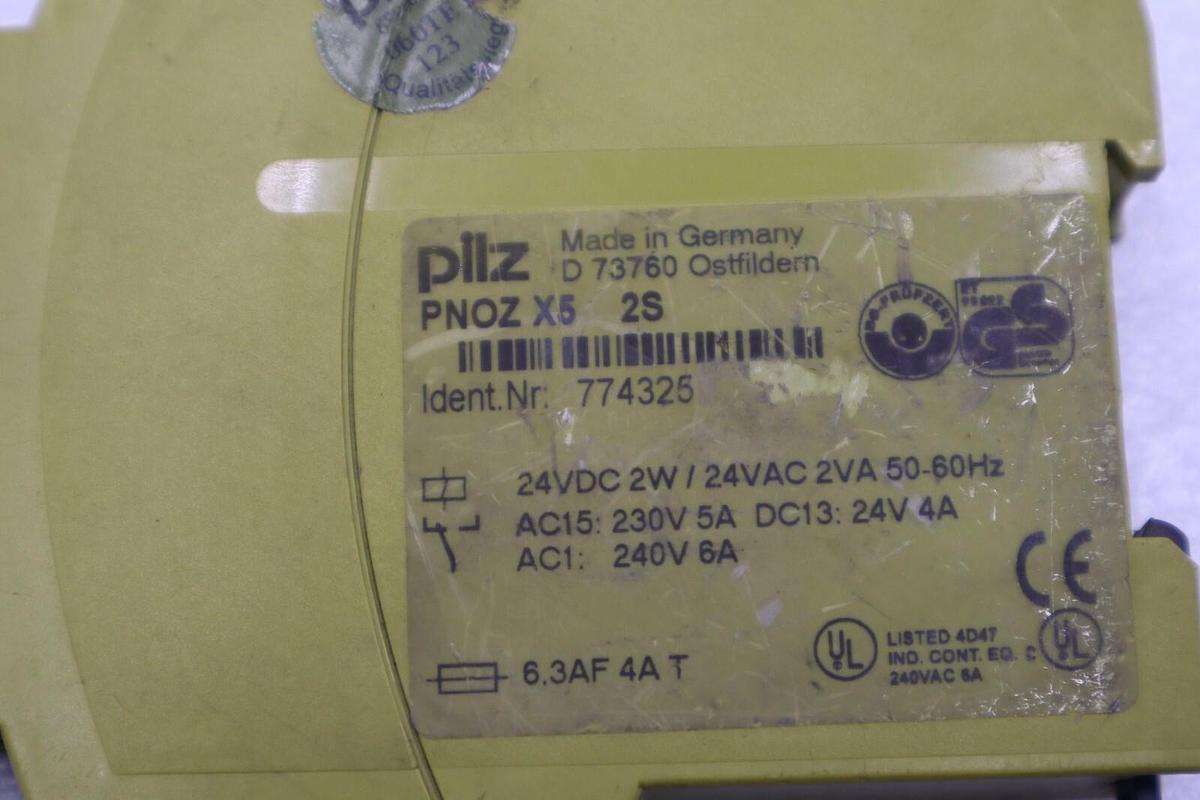 Used Pilz 774325 PNOZ-X5-24 SAFETY RELAY STOCK B-1578