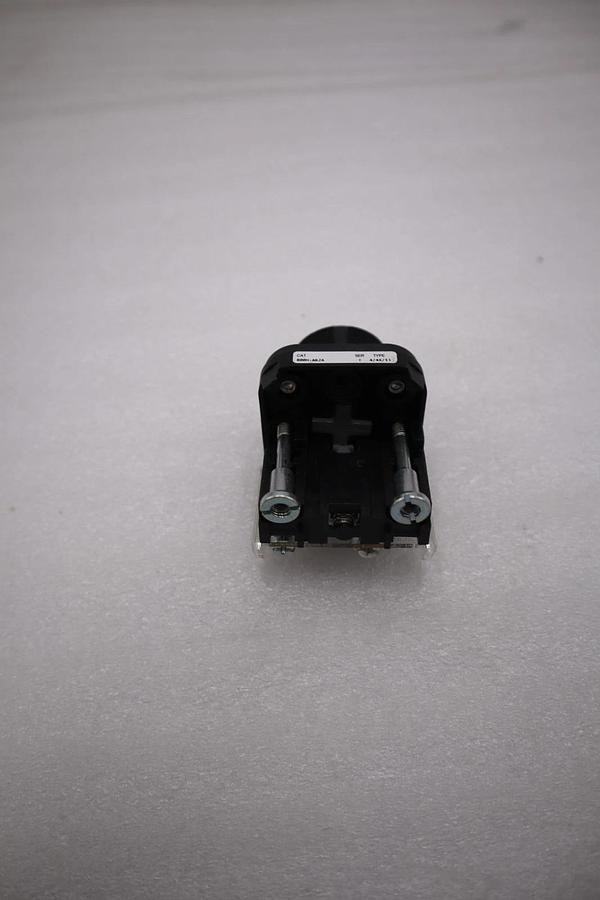 AB Allen Bradley Black Push Button 800H-AR2A Ser. F NEW OPEN BOX STK H1249A