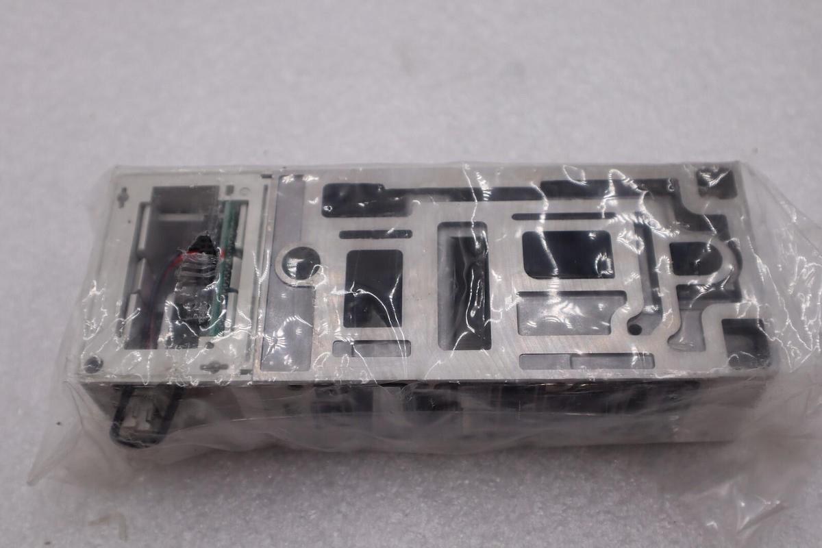 NEW SMC VVQC5000-1B-D-BT Manifold Block (65 UNITS AVAILABLE) STOCK S-345