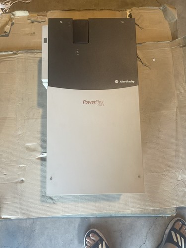 Used ALLEN-BRADLEY 20DT144A0NNNACANE  DRIVE USNT - 150 HP VFD 3 PHASE S-159