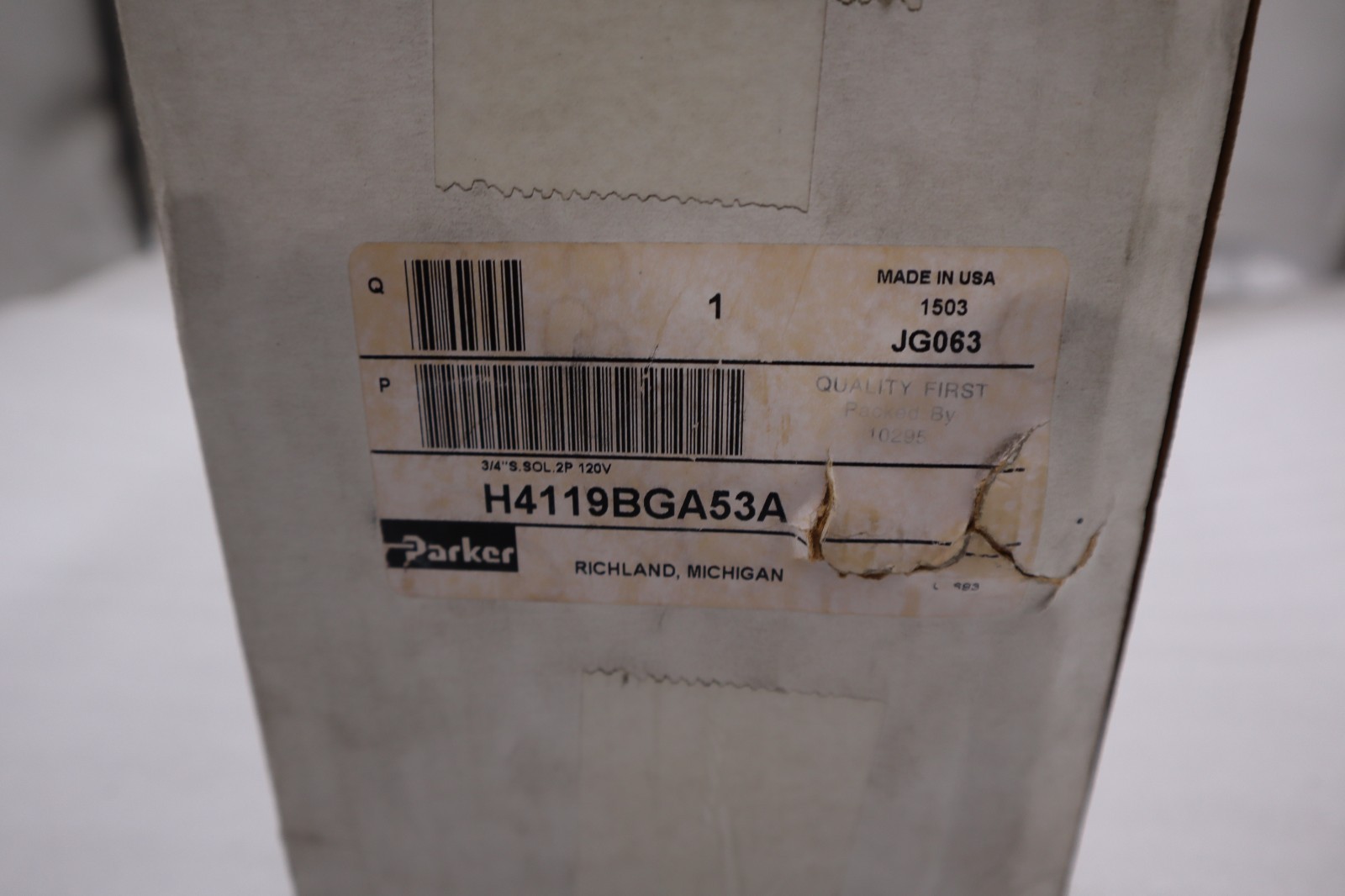 Parker H4119BGA53A Pneumatic Valve 150 PSI 120V - STOCK GF69