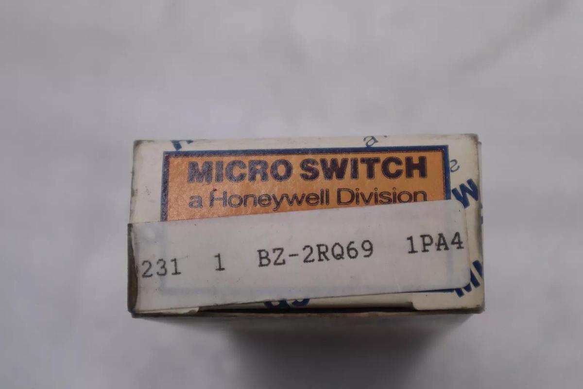 LOT OF 3 NEW OPEN BOX Honeywell BZ-2RQ69 Micro Switch STOCK K-3542