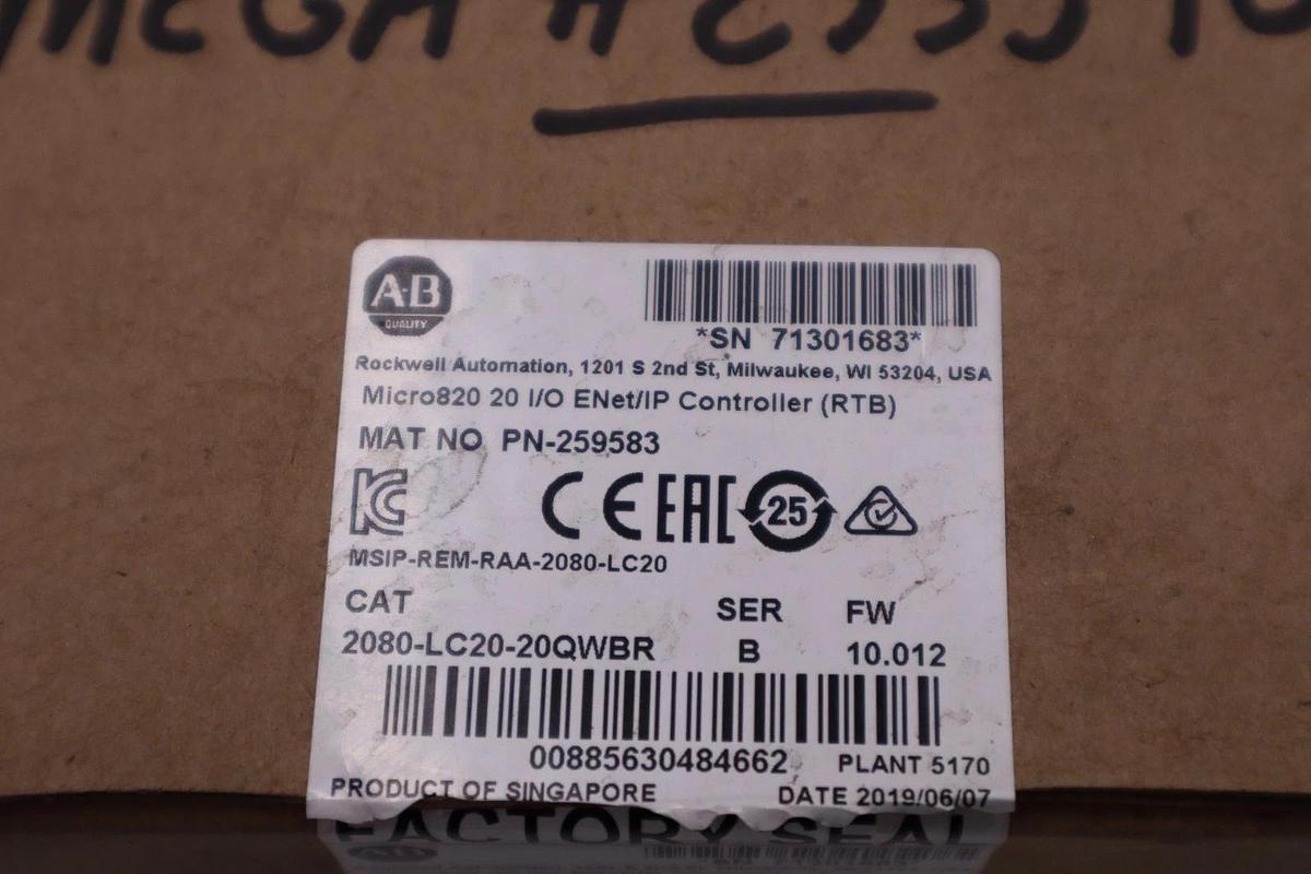 Allen-Bradley 2080-LC20-20QWBR Micro820 CONTROLLER - STOCK GF62