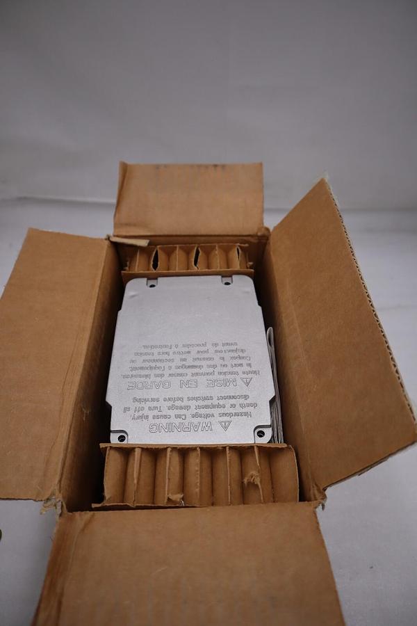 New Honeywell Modutrol Motor M7284A-1012 M7284A1012 STOCK H421
