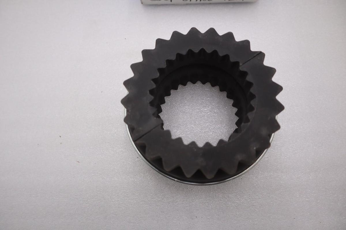 Used NEW OPEN BOX MARTIN 7EM QUADRAFLEX COUPLING SLEEVE GF560