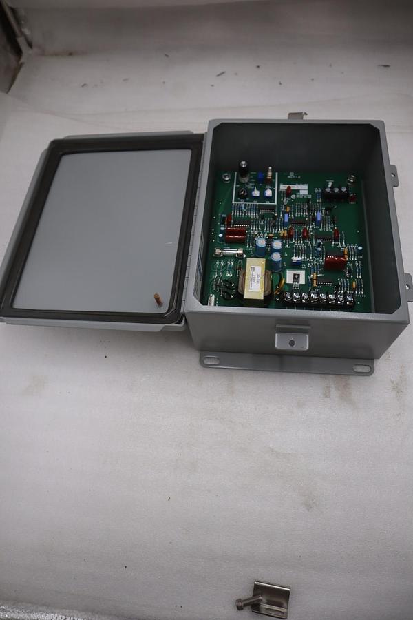 MILLTRONICS NCT-2 NON-CONTACTING TACHOMETER - STOCK GF1015
