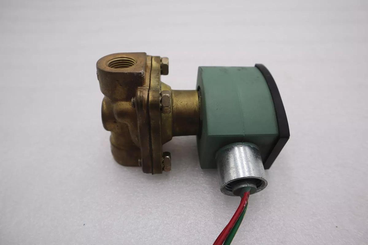Used Asco Red-Hat 8210G33 Solenoid Valve 3/8 12VDC STOCK K-2789