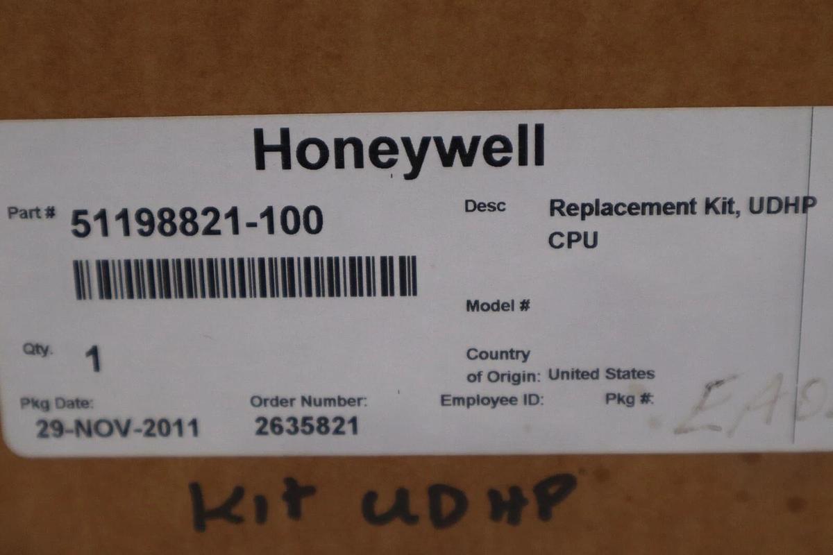 Used NEW IN BOX HONEYWELL 51305734-100 / 51305734100 STOCK G317