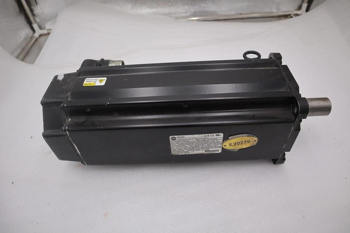 Used ALLEN BRADLEY AB KINETIX Rotary Servo Motor MPL-B580J-MJ74AA STOCK S-123