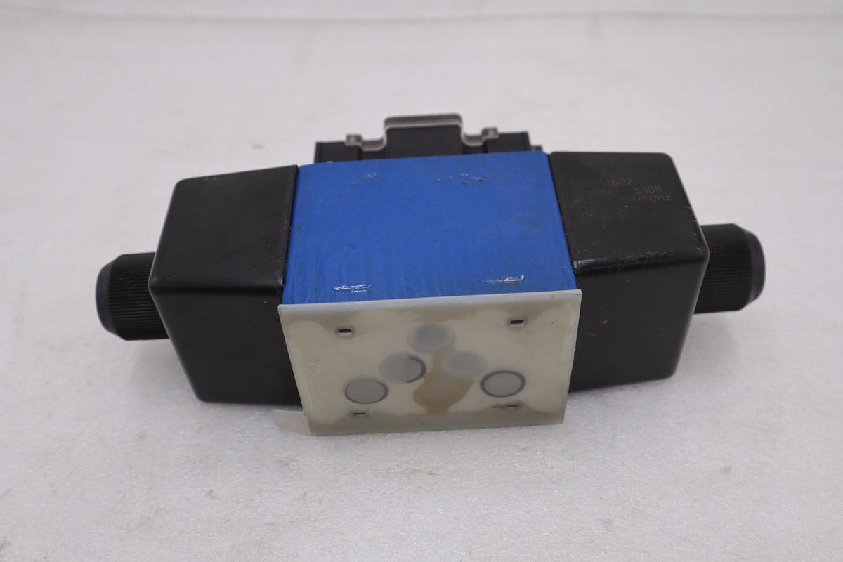 REXROTH R978915880 4WE10D4X/OCW110N9DK25L DIRECTIONAL SPOOL VALVE - STOCK GF543