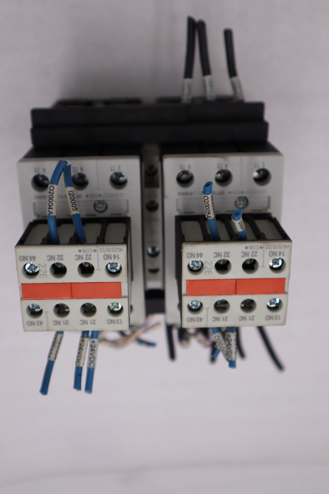 Used LOT OF 2 Siemens 3RH1921-1HA22-3AA1 Auxillary Contact Block STOCK H1850