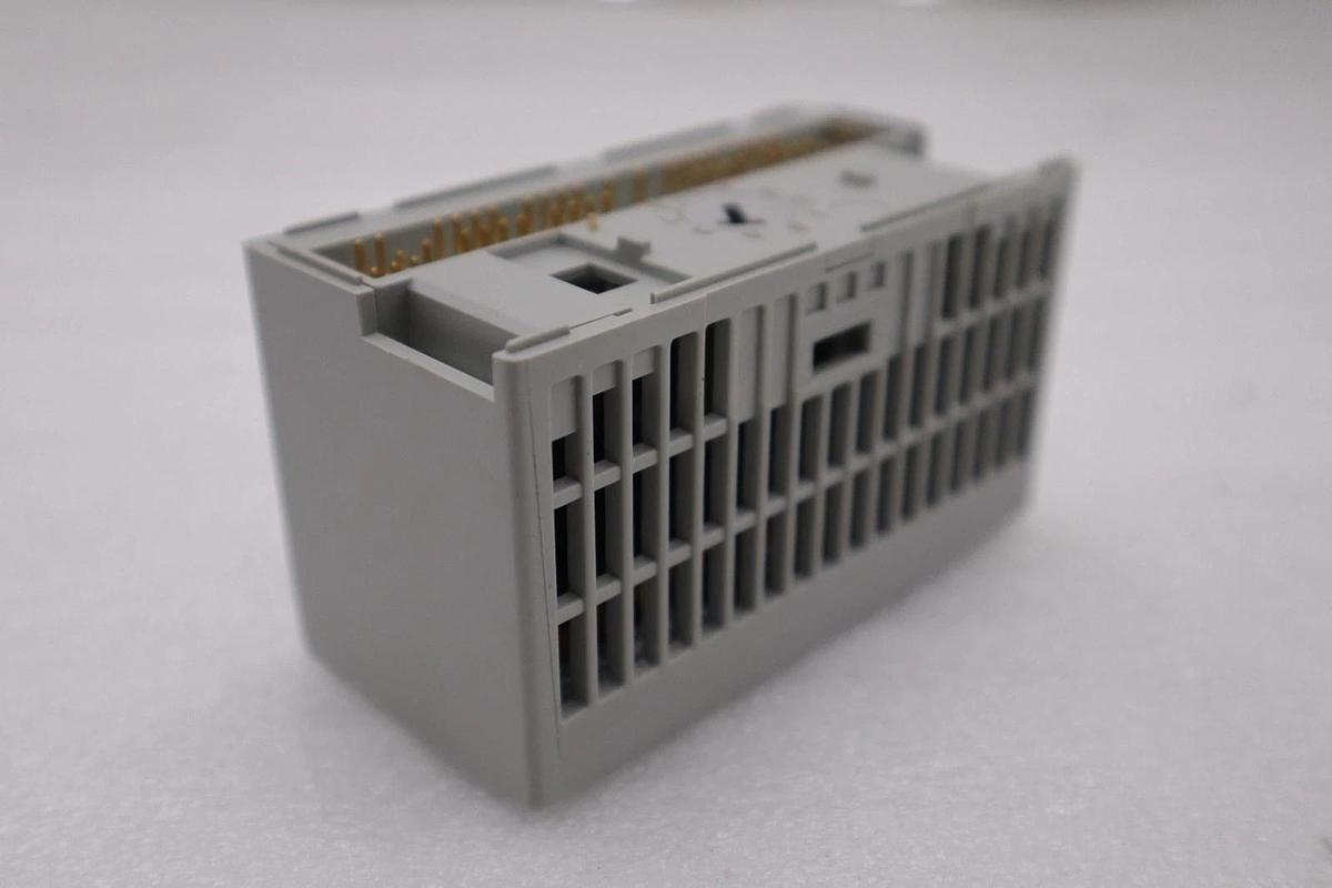 NEW OPEN BOX Allen-Bradley AB 1794-OE12 Flex 12 Module 1794OE12 STK H1246A