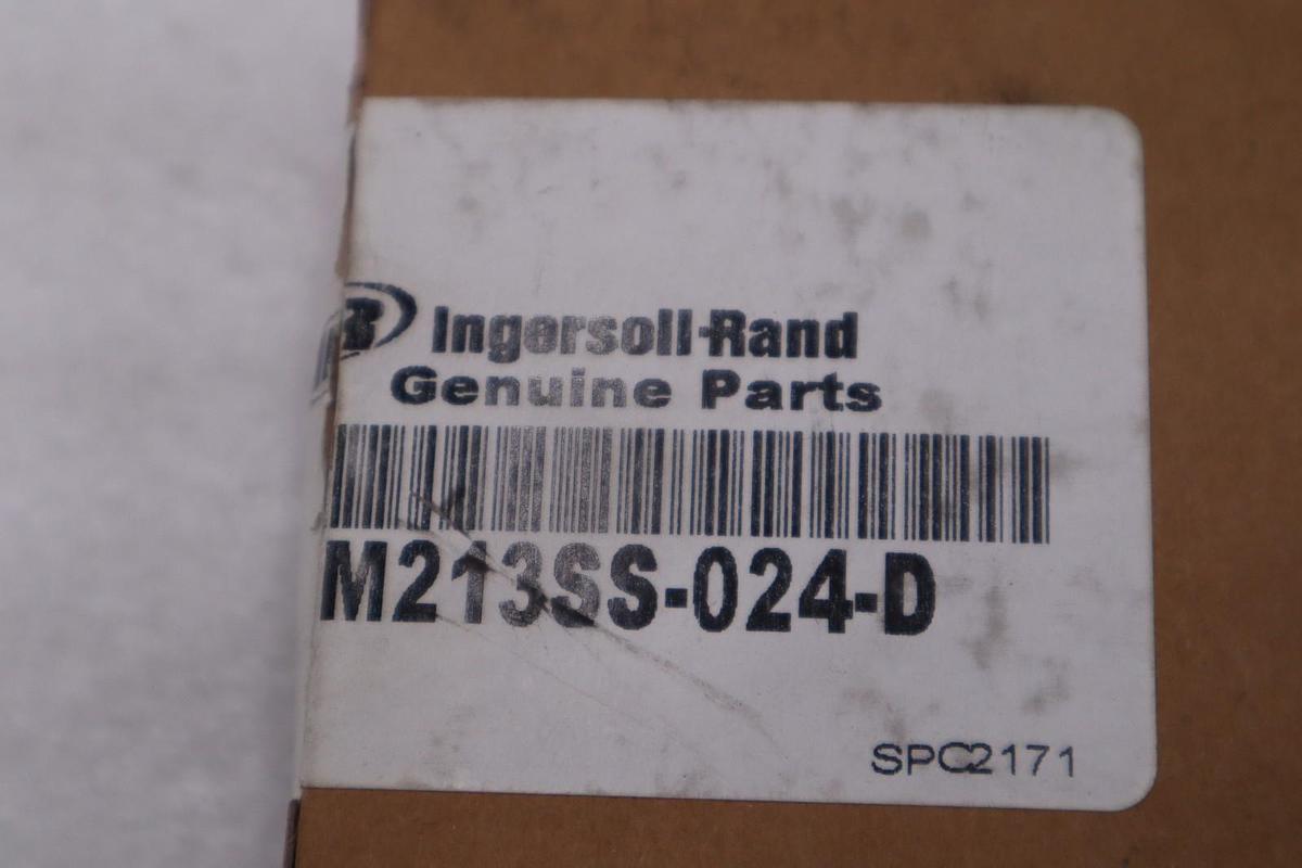 Ingersoll Rand M213SS-024-D Solenoid Valve - NEW IN BOX - STOCK 3113CC