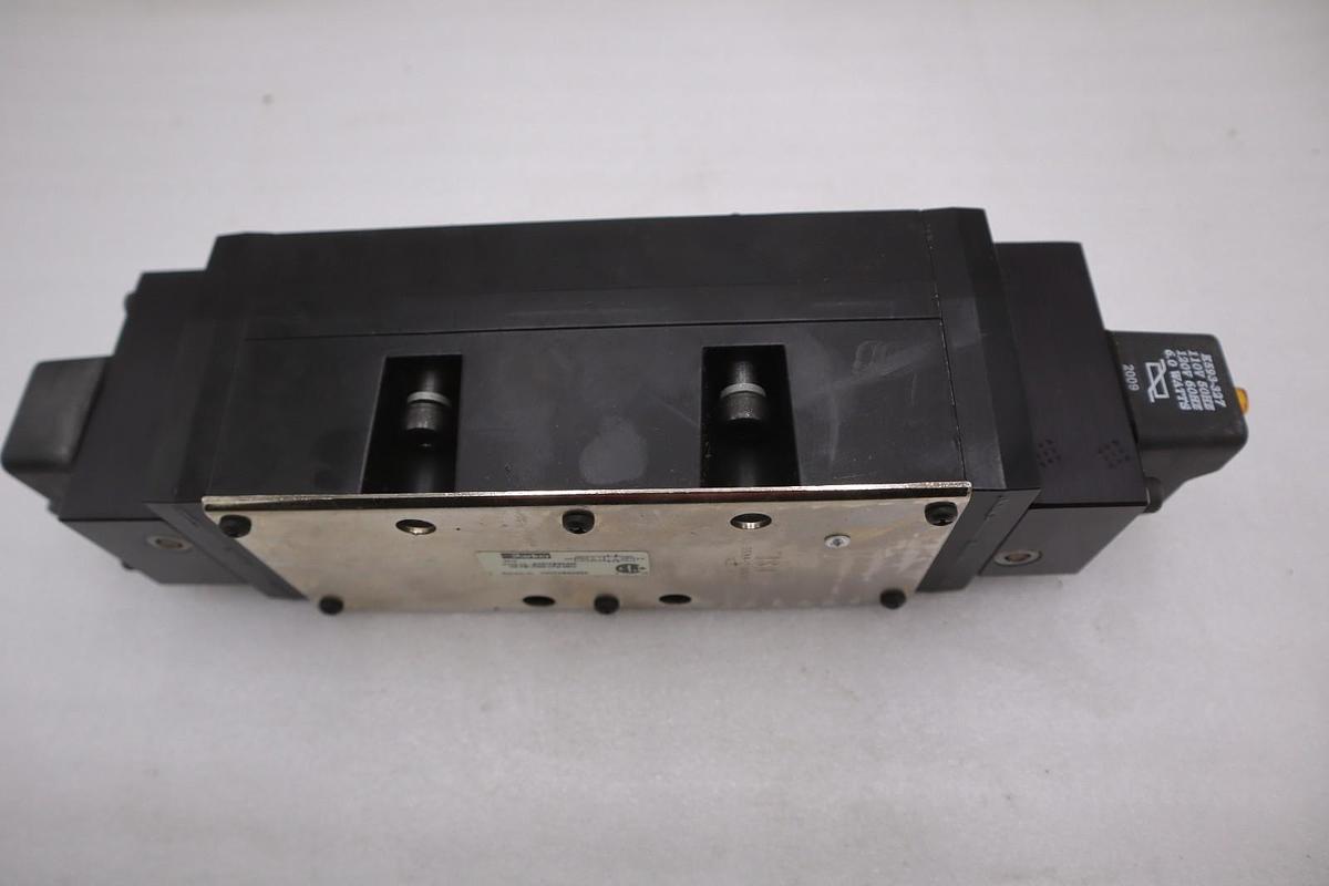 Used NEW OPEN BOX PARKER H42VXBGA53A 120VAC 145PSI STK GF778