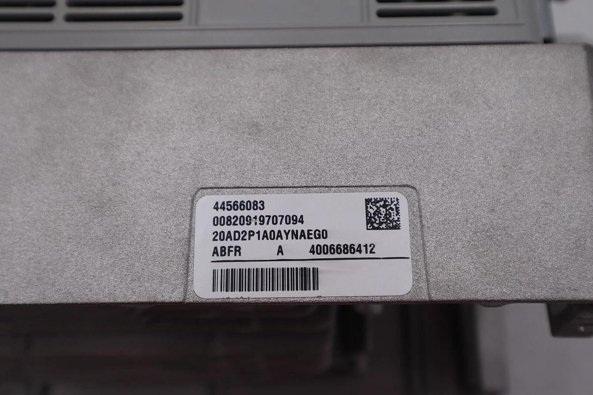 Used ALLEN BRADLEY 20AD2P1A0AYNAEG0 POWERFLEX 70 ADJUSTABLE FREQUENCY AC DRIVE #2947