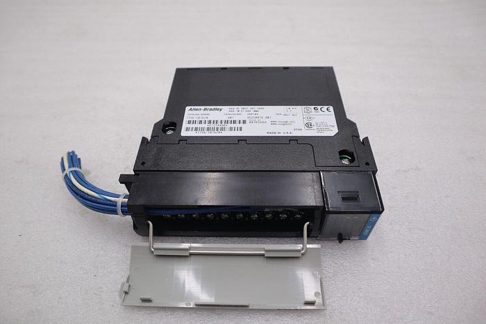 Used ALLEN BRADLEY AB 1756-IB16 SER A ControlLogix Module STOCK B-1304