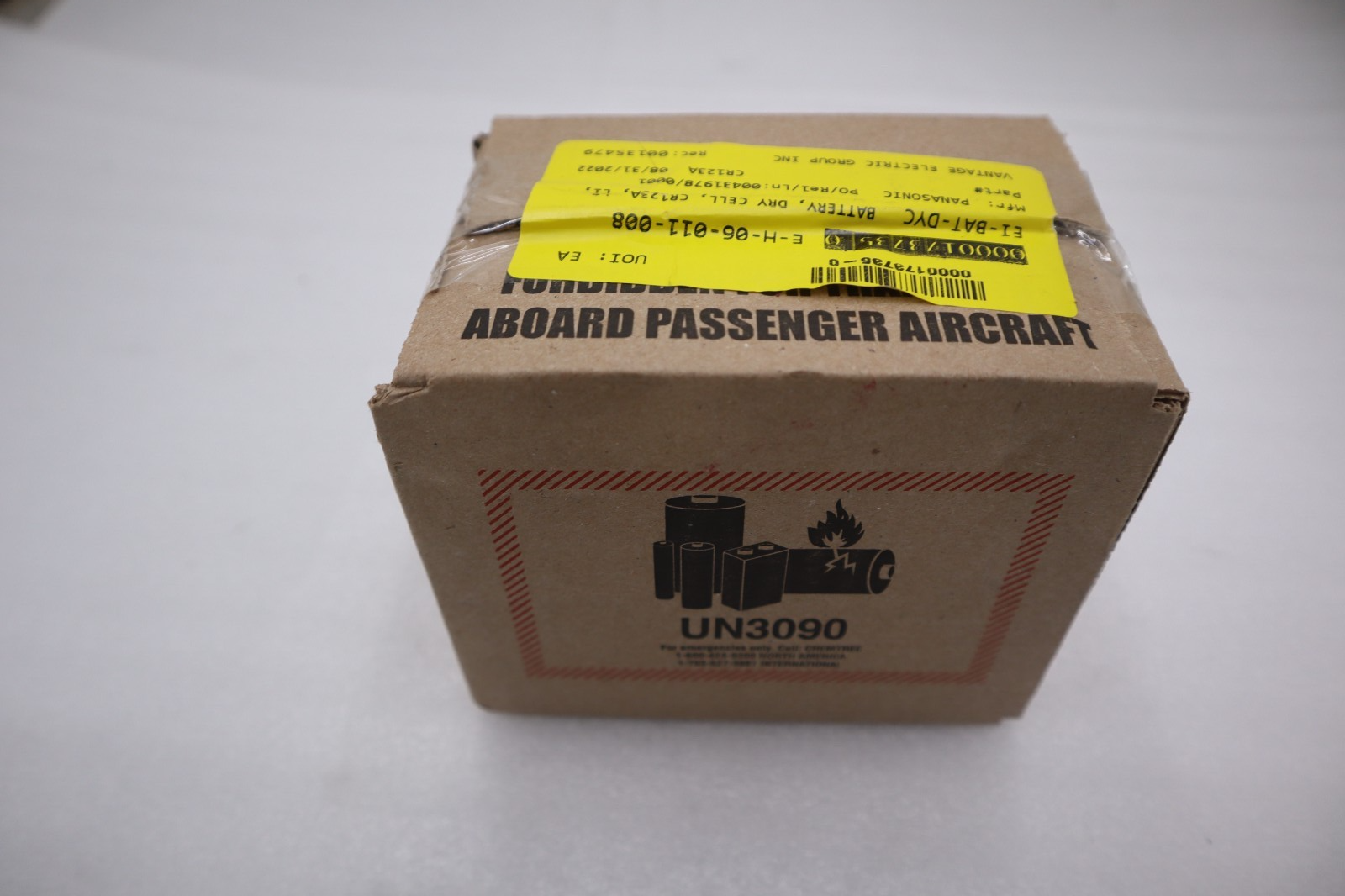 Streamlight 3V CR123A Lithium Batteries (2 Pack) 85175 (BOX OF 12) STOCK G520A