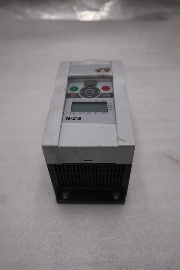 Used EATON AC Variable-Frequency Drive MMX11AA3D7N0-0 STOCK 3716CC