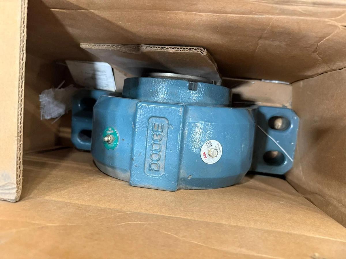 Used DODGE 069591 P4B-IP-500LE SPHERICAL ROLLER BEARING 4-BOLT PILLOW BLOCK #HP63