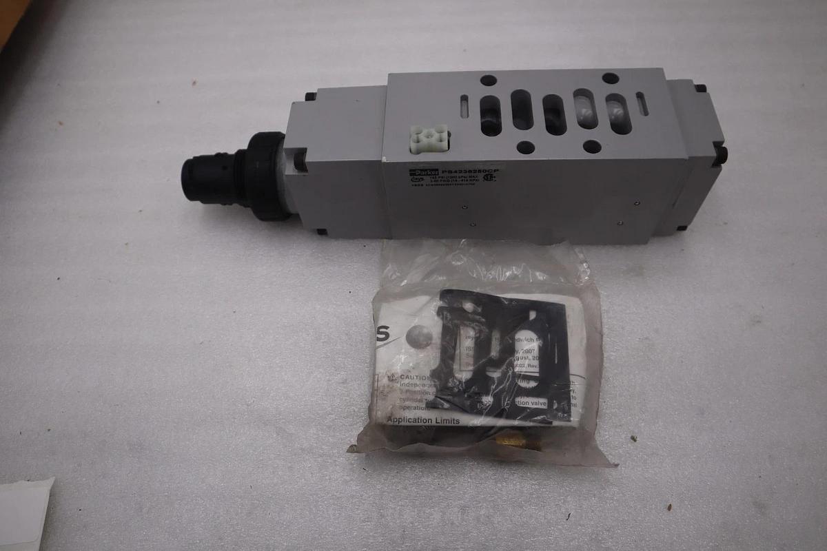 PARKERPS 4238250CP H3 IND REGULATOR GAGE/LINE NEW STOCK GF-718A