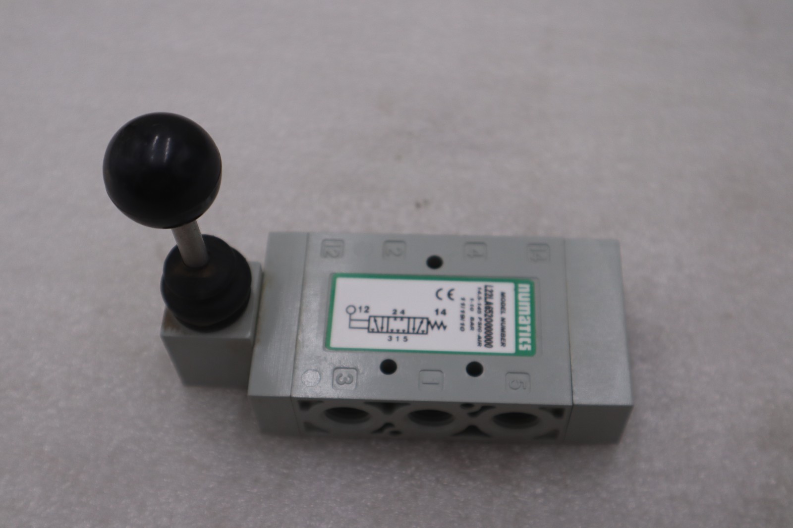 NUMATICS L22LA6520000000 SOLENOID VALVE STOCK #K-1968A