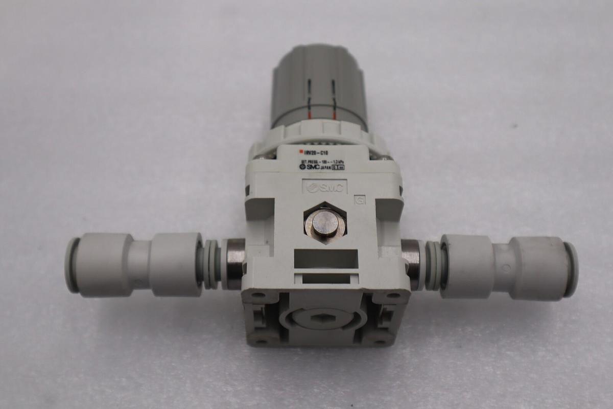 Used NEW OPEN BOX SMC IRV20-C10 Vacuum Regulator STOCK L-531-C