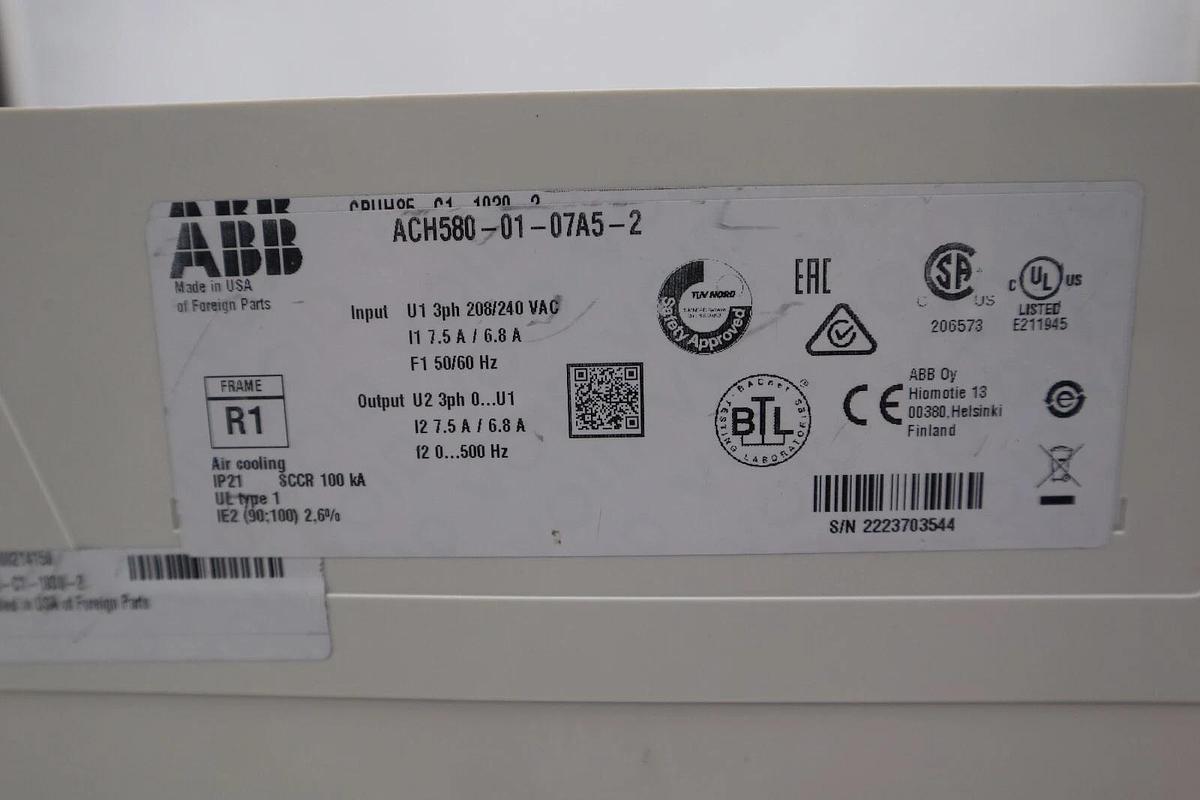 ABB ACH580-01-07A5-2 Drive INPUT 3PH 400/480VAC 50/60HZ 7.5AMP 2HP STOCK 2061-A