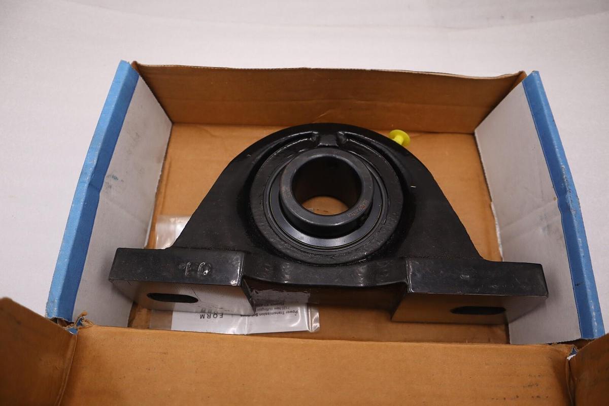 NEW SEALMASTER S-5130-M31 SET SCREW SPECIAL NEW IN BOX (TWO AVAILABLE) #H89