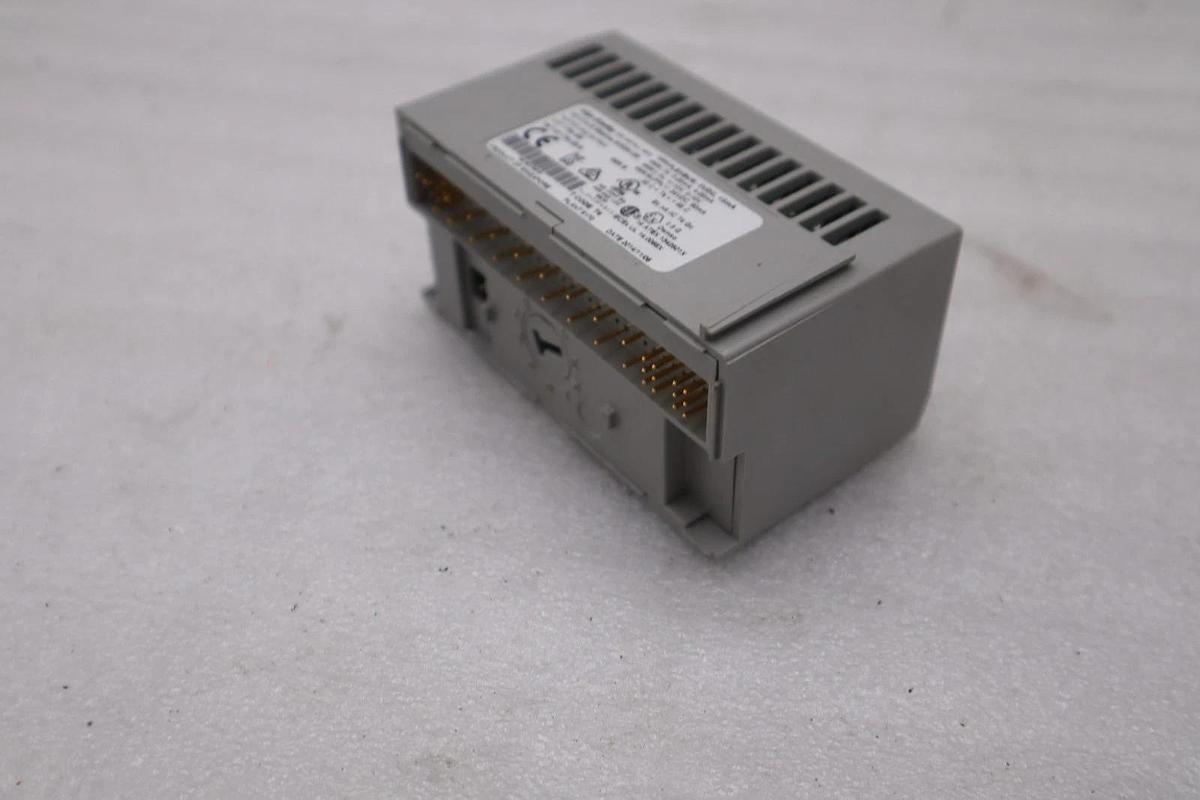 Used Allen Bradley 1794-IE8 /B Flex I/O 8-Point Analog Input STOCK H3732CC