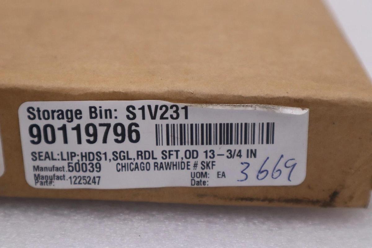 Used CR (SKF) Radial Shaft Seal 1225247 NEW IN BOX STOCK (FIVE AVAILABLE) 1456B