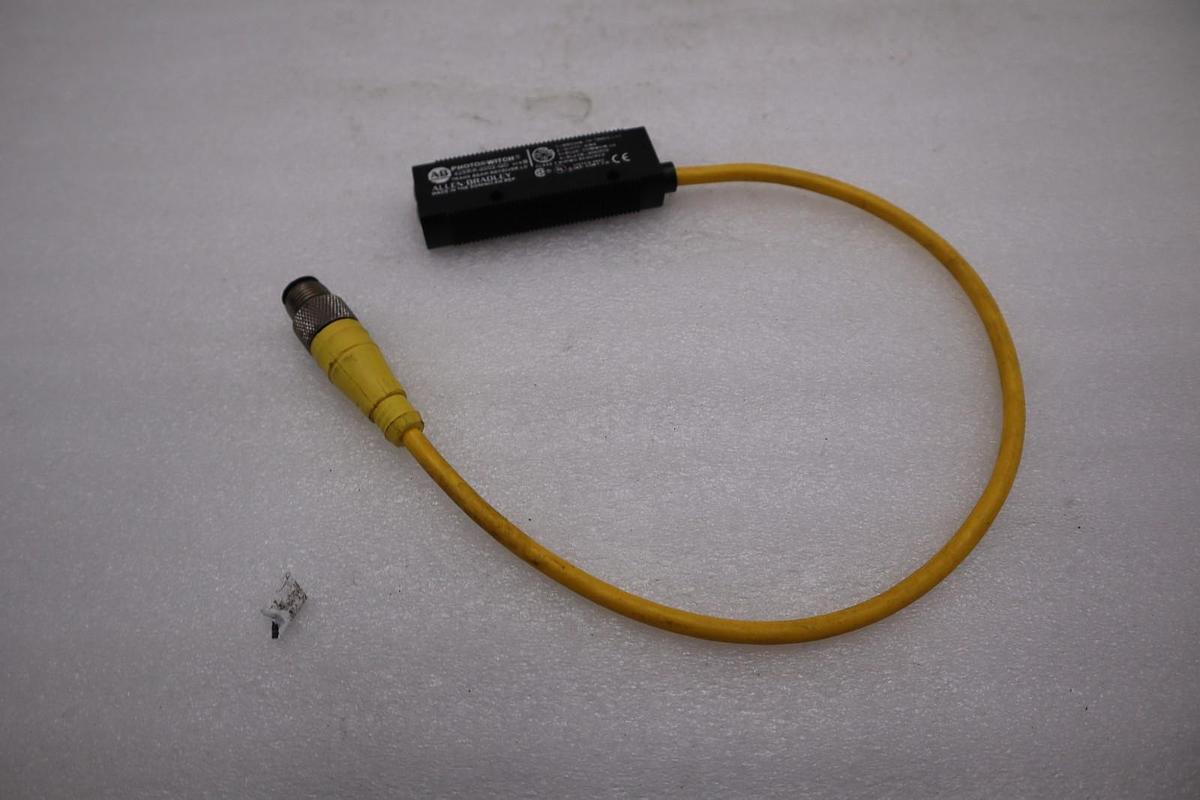 Used NEW OPEN BOX ALLEN BRADLEY 42SRR-6002-QD COMPACT PHOTO SENSOR STOCK H1358A