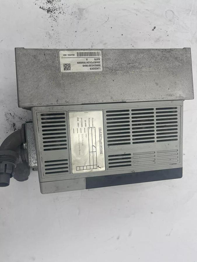 Used Allen Bradley 20AB2P2A3AYNNNNN 0.5 HP 240 V 3 Phase PowerFlex 70 VFD STOCK 1641