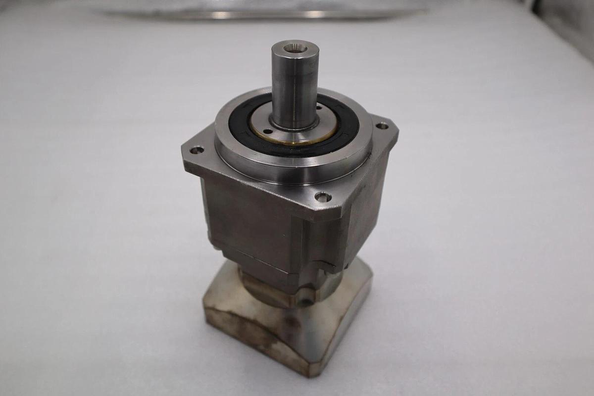 Used Apex Dynamics AB090-S2-P2 Gearbox Reducer 20:1 STOCK M-184