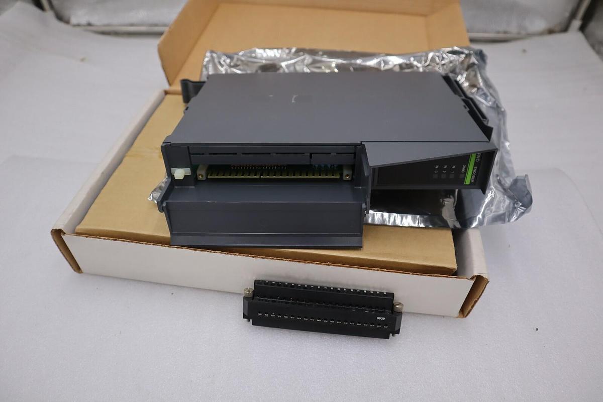 Used Giddings & Lewis 502-03840-04R0 Pic900 Servo Encoder 4Ao 3Ei Module NEW IN BOX