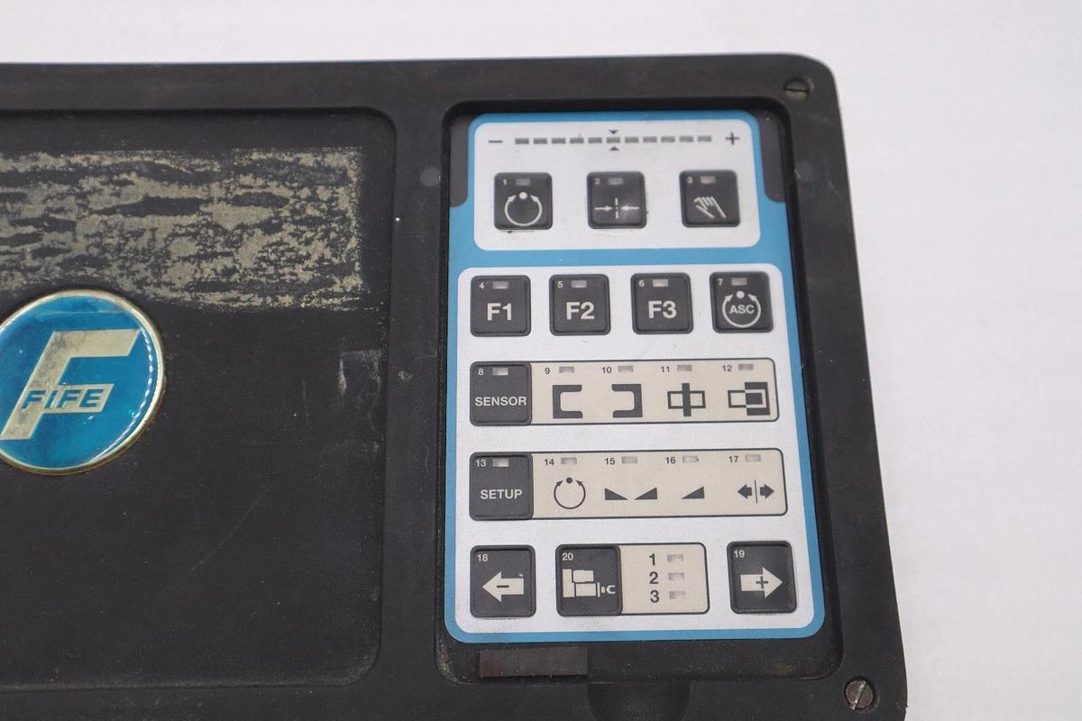 Used FIFE CDP-01-MMM CONTROL ASSEMBLY WEB GUIDE 120 / 240 VAC STOCK 619D