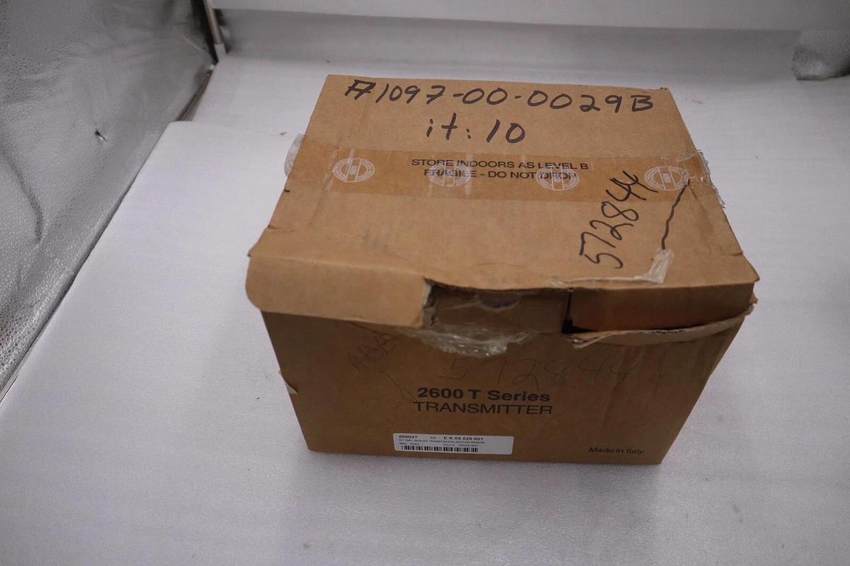 NIB ABB 2600T PRESSURE TRANSMITTER STOCK G497
