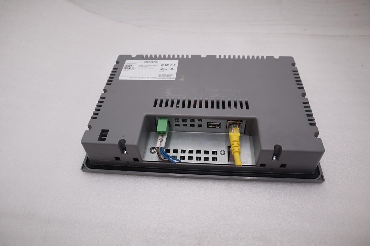 Used SIEMENS 6AV2 123-2JB03-0AX0 / 6AV21232JB030AX0 HMI Touch Screen Panel KTP900