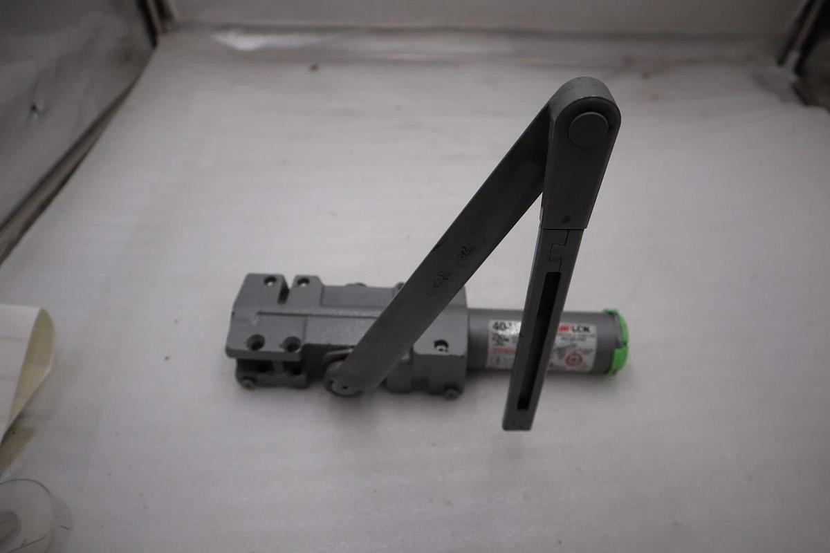 Lcn 4041 Door Closer Door Closer NEW OPEN BOX STK H1502