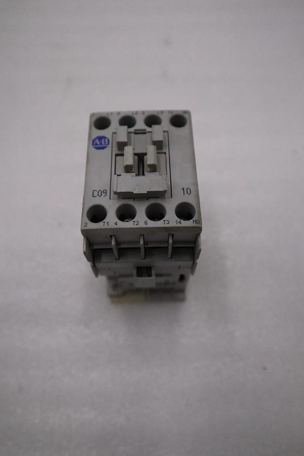 Used AB ALLEN BRADLEY 24V DC CONTACTOR SER A 100-C09E*10 STOCK H1074A