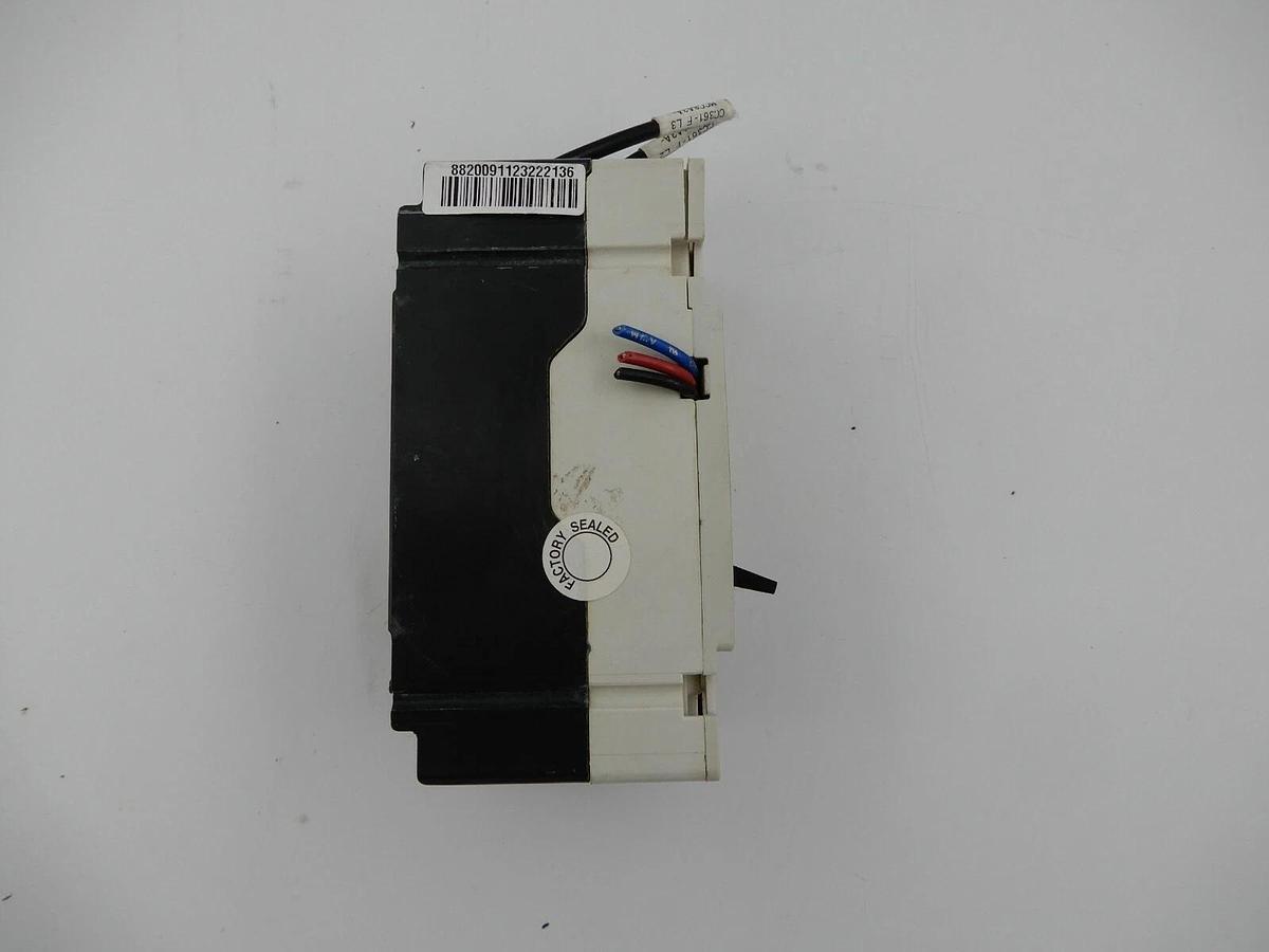 Used CUTLER HAMMER E125B CIRCUIT BREAKER EGB3030FFG STOCK 606
