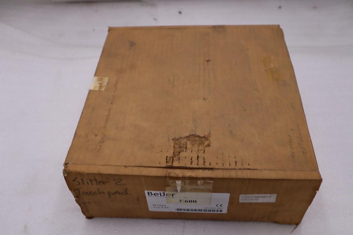 Used BEIJER ELECTRONICS E600 HMI TYPE: 03500B OPERATOR PANEL NEW IN BOX STOCK 2175A