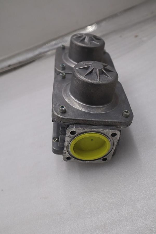 Used NEW Siemens VGD20.503U Gas Valve Double 2 Inches Replacement STOCK H110