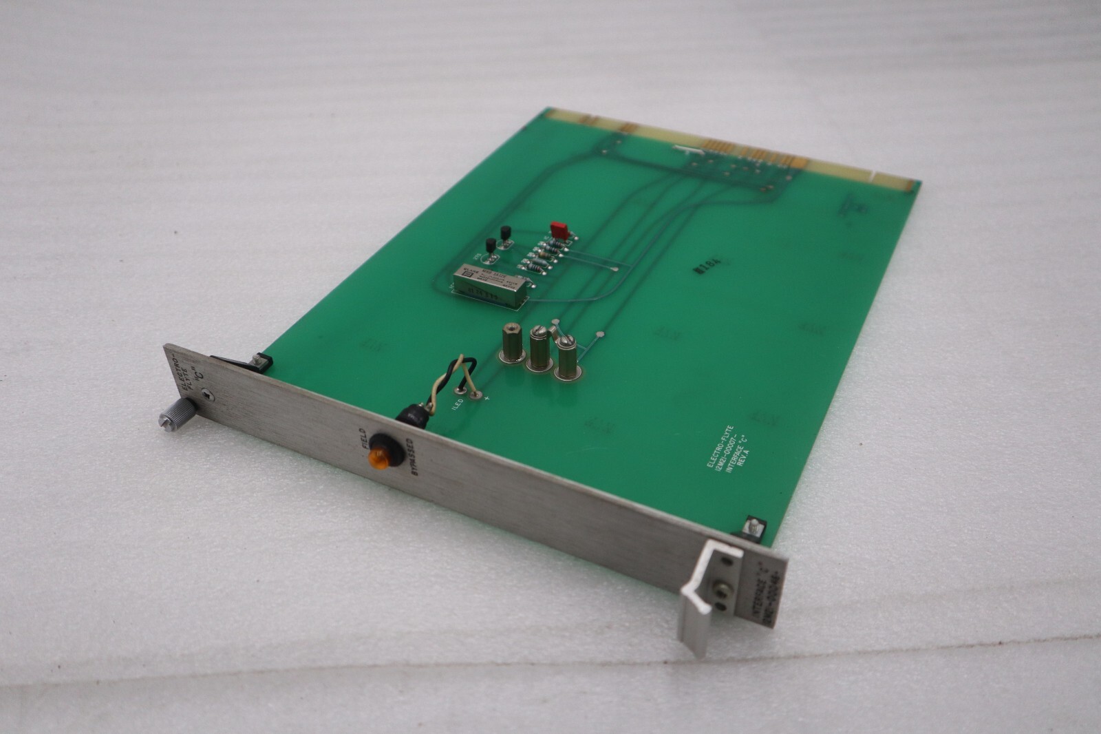Used NEW ELECTRO-FLYTE 12M21-00007- INTERFACE "C" REV A REGULATOR CARD STOCK 5629A