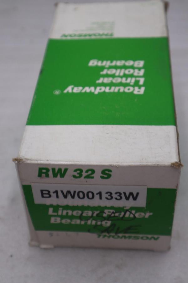 Used Thomson Roundway RW-32-S/ RW32S Carriage Mount Roller Bearing - STOCK 1516A