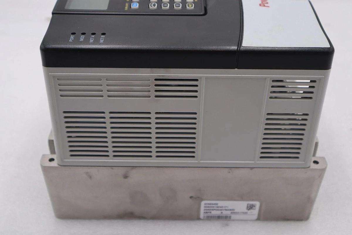 Used 20AD8P0A3AYNANC0 ALLEN BRADLEY POWERFLEX 70 5HP AC DRIVE 480 VOLT STOCK 3305