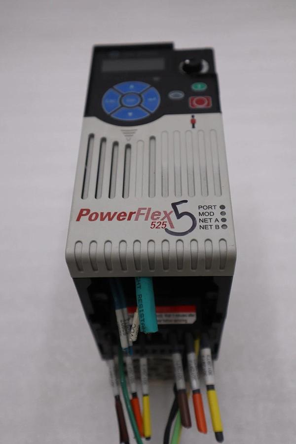 Used USED ALLEN BRADLEY 25B-D2P3N104 POWERFLEX 525 SER. A 1.0HP 25BD2P3N104 #H1819