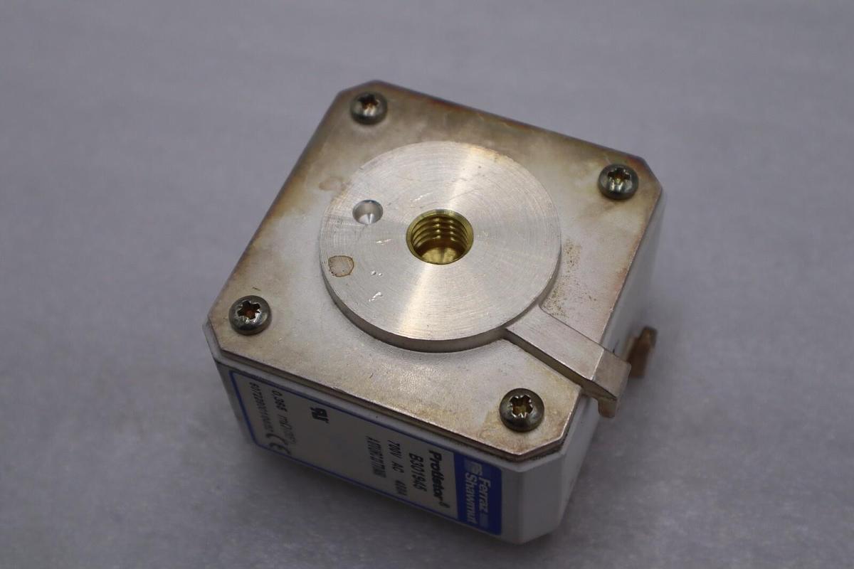 Used Ferraz Shawmut B301945 Protistor 700vac 450a STOCK B-1602