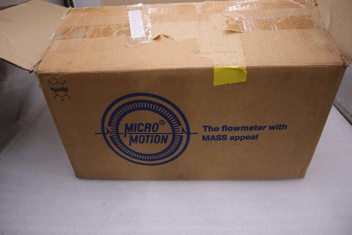 EMERSON DS025S113 / DS025S113-RFT97 MICRO MOTION MASS FLOW NEW SYSTEM STOCK G373
