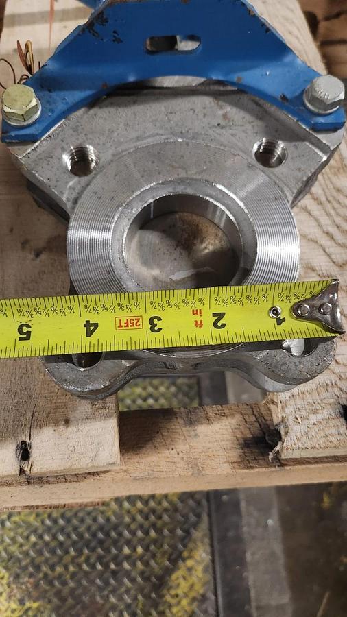 Used DeZURIK 9213388 Manual Gate Valve Size 2 304 Stainless Stock PF202