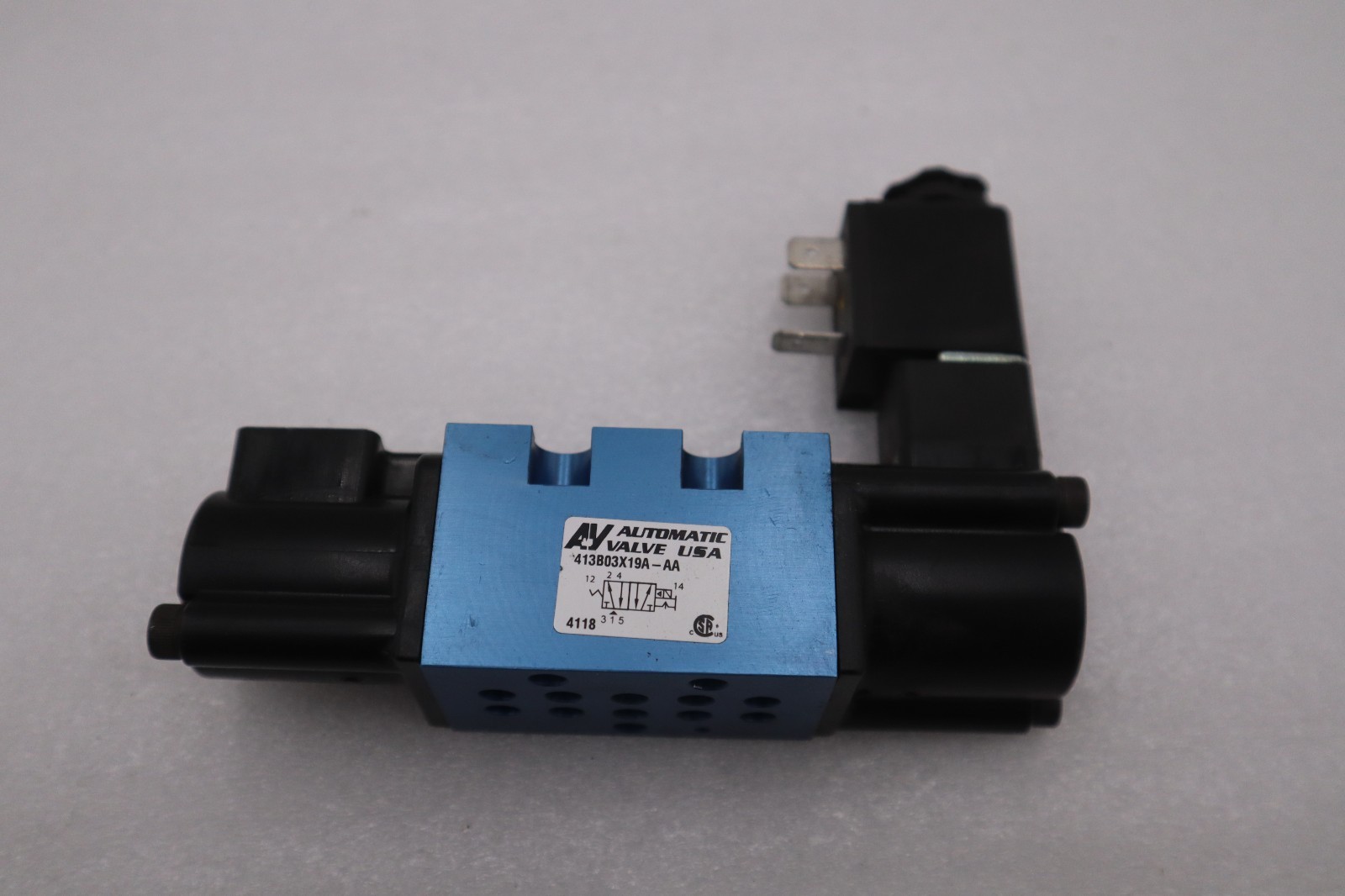 Used AUTOMATIC VALVE 413B03X19A-AA 120V NEW OPEN BOX STOCK L203CC